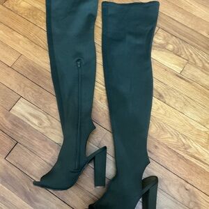 Elegant Dark Green Over-the-Knee Boots